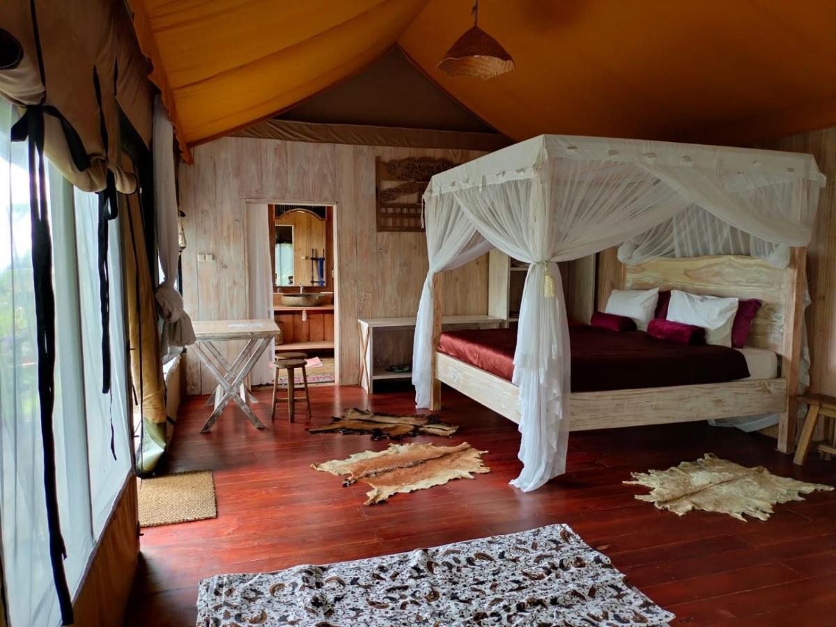 Sang Giri Mountain Tent Resort จาตีลูวีห์ ภายนอก รูปภาพ