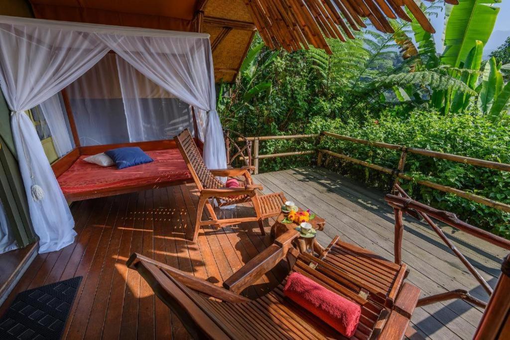 Sang Giri Mountain Tent Resort จาตีลูวีห์ ภายนอก รูปภาพ