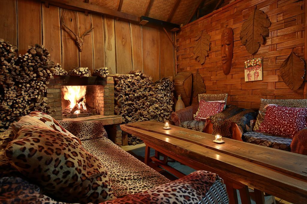 Sang Giri Mountain Tent Resort จาตีลูวีห์ ภายนอก รูปภาพ