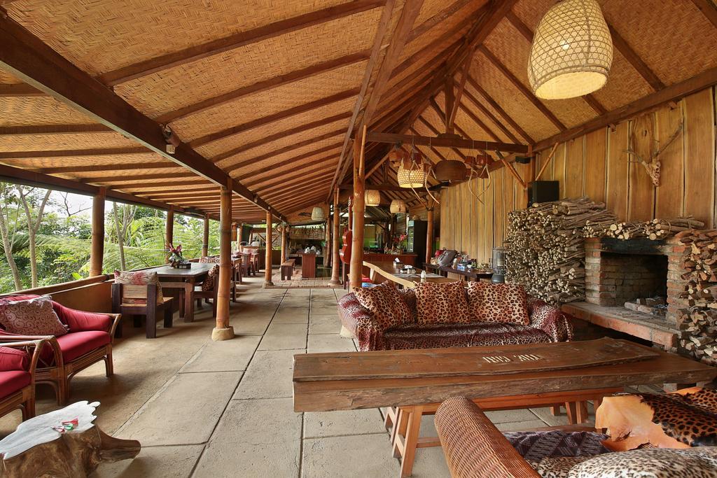 Sang Giri Mountain Tent Resort จาตีลูวีห์ ภายนอก รูปภาพ